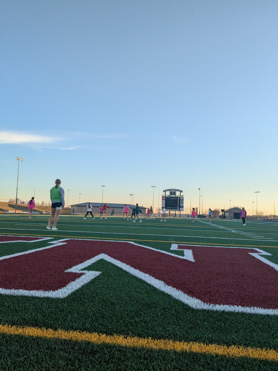 A little break from Winter temps means getting outdoors for some impromptu soccer after our lift 💪❄️🔥
