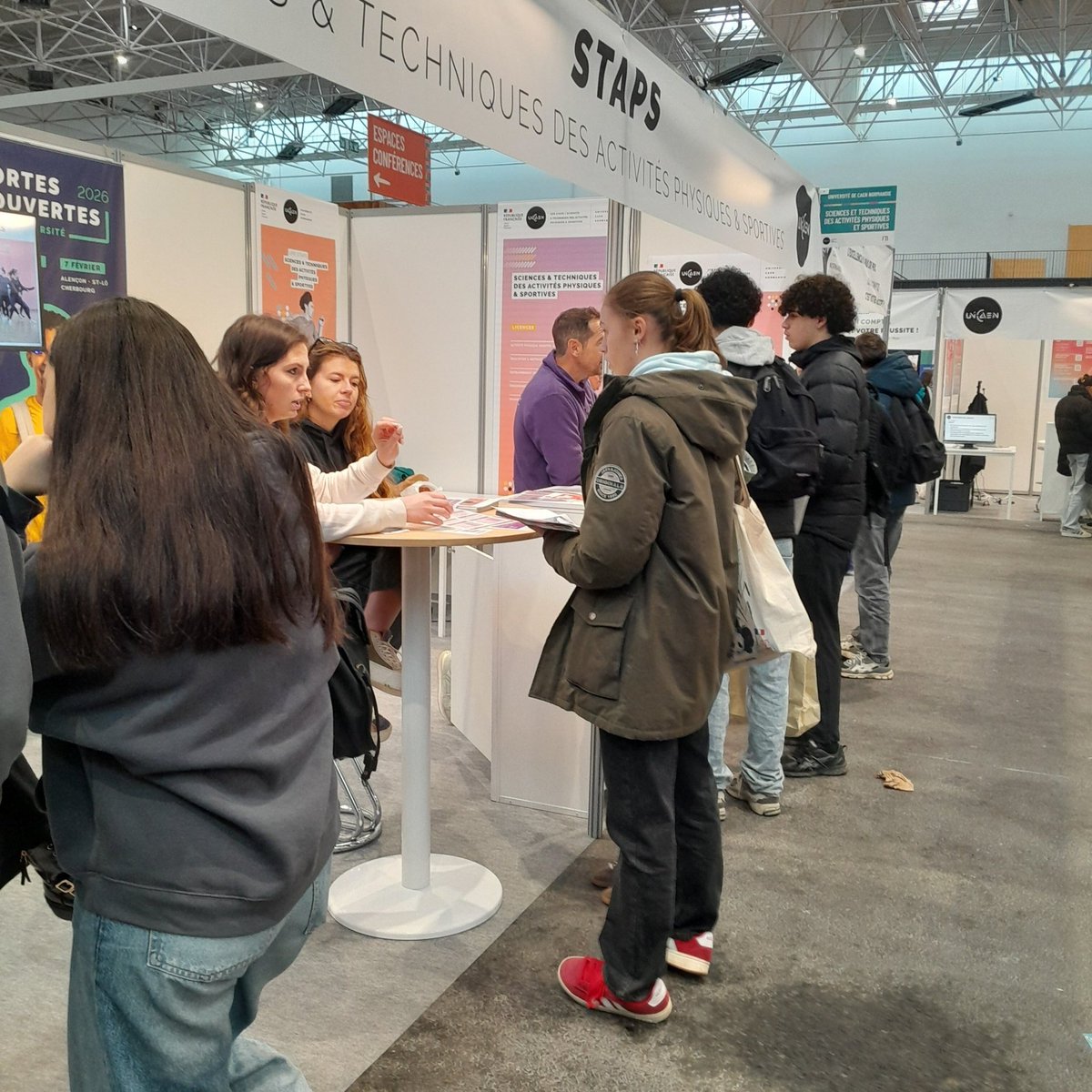 - Lycée polyvalent Jean Monnet - Les élèves de Terminales (générale, technologique et professionnelle) sont allés au Salon de l’Étudiant à Caen le vendredi 12 décembre 2025 jean-monnet.lycee.ac-normandie.fr/spip.php?artic…