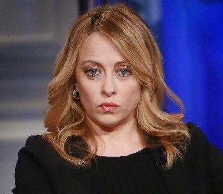 isaacrrr7's tweet image. 🇮🇹 Un imán pakistaní en Italia pronunció un sermón afirmando que todo musulmán debería luchar contra los infieles o enfrentar "consecuencias catastróficas".

Al día siguiente, la primera ministra italiana, Giorgia Meloni, solicitó personalmente su expulsión.

¡Llevaba 30 años…