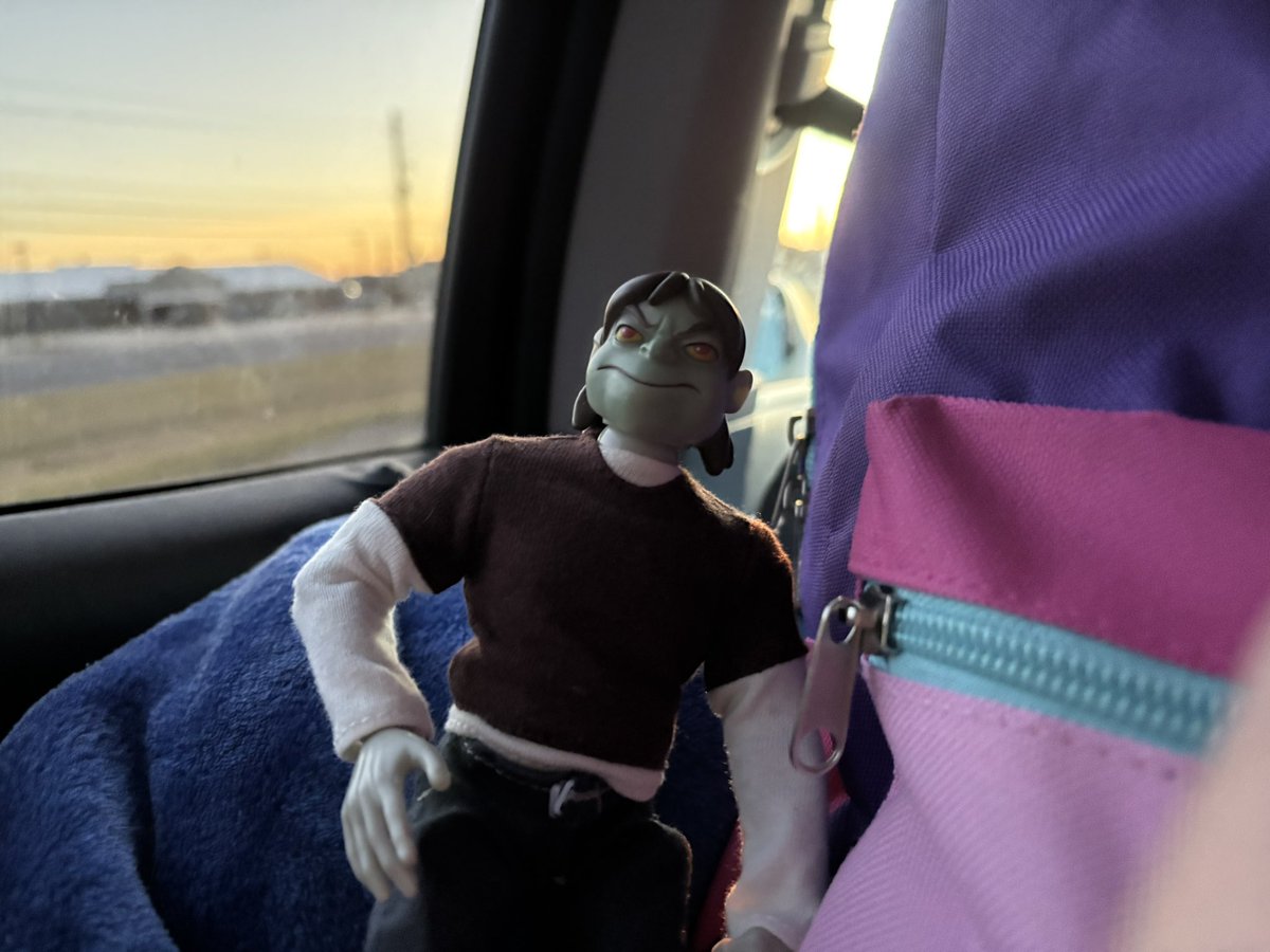 TaboooVice's tweet image. Moving, again..