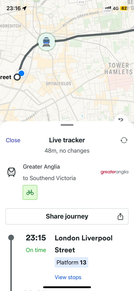 Leannelilo's tweet photo. @greateranglia why are you showing this train as moving when it hasn’t left the station?! Clearly these trackers are not real 😂 https://t.co/akvCQq4PnD