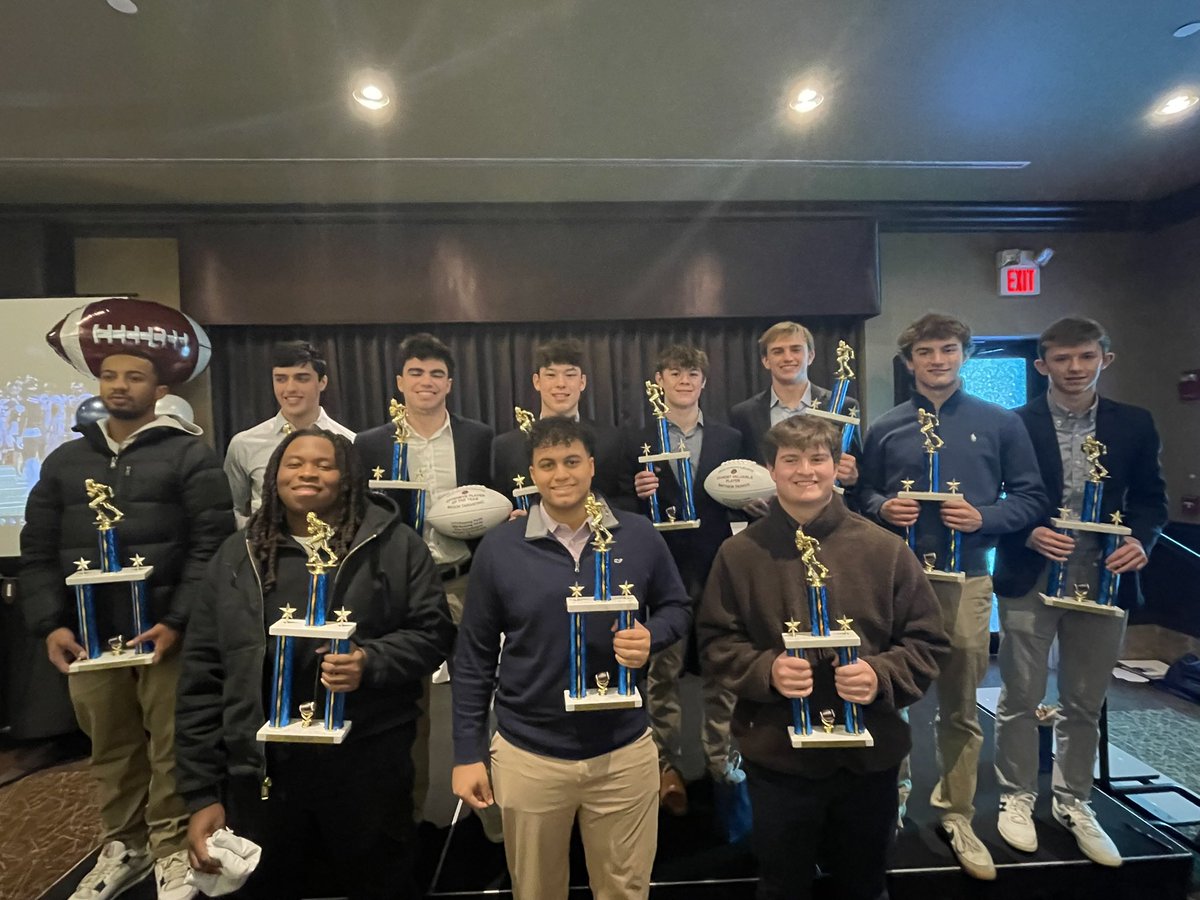 Fans of Lincoln-Sudbury Football tweet media