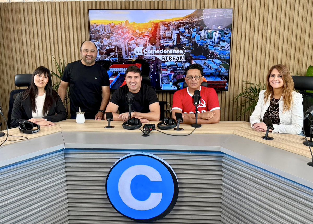 Último programa del 2025. Equipazo <a href="/Adolfm07/">Adolfo Morales</a> Leo <a href="/VirMolina1983/">Virginia Molina</a> <a href="/ornellavezzoso/">Ornella Vezzoso</a>