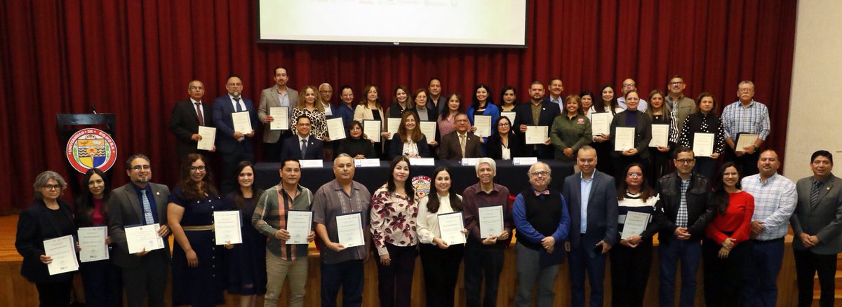Como resultado del esfuerzo institucional sostenido y coordinado, la Universidad de Sonora entregó reconocimiento como Espacios 100% Libres de Humo de Tabaco y Emisiones a 35 departamentos de los campus Hermosillo, Cajeme, Santa Ana, Nogales y Navojoa: unison.mx/nota/?idnoti=3…