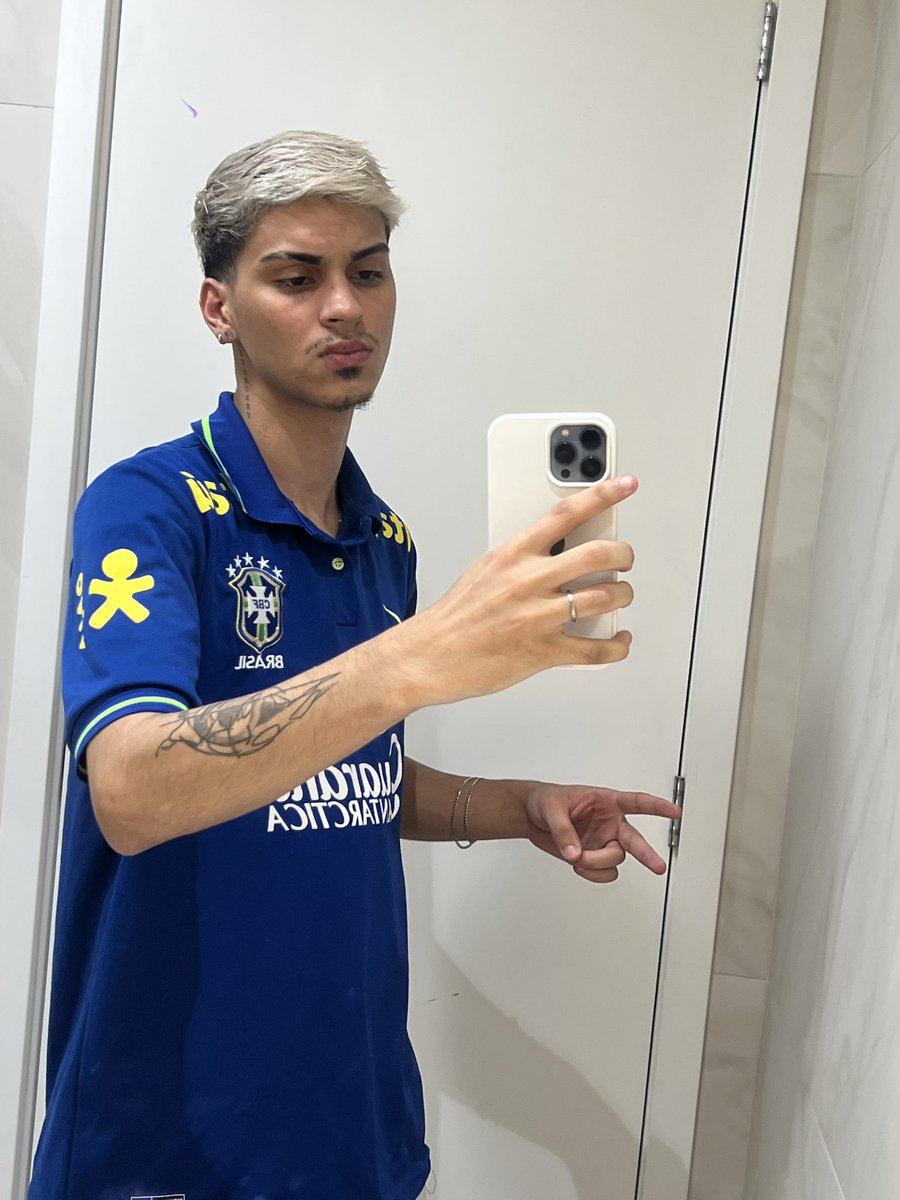 Franklinxz tweet media