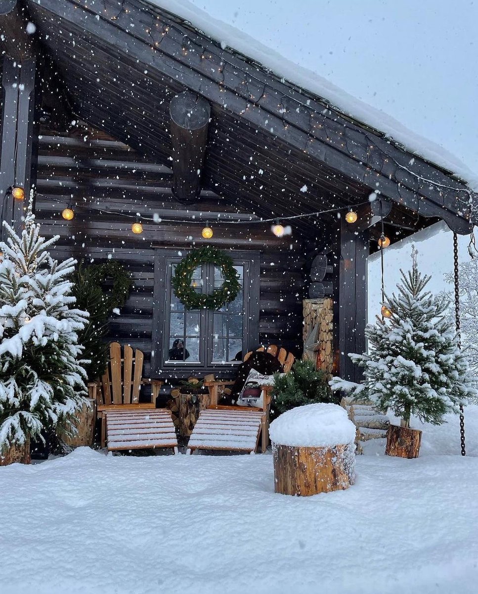 𝑝𝑢𝑟𝑒 tweet media