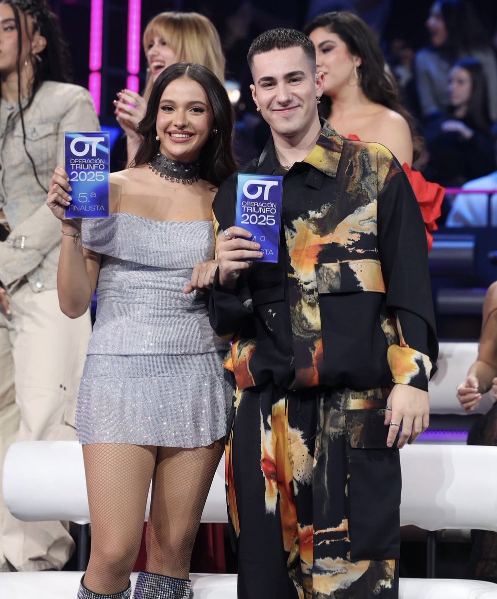 iliannamp3's tweet photo. Mis favoritos en mis dos ediciones favoritas 👀💙 Eligiendo Bien!

#OTGalaFinal #GalaFinal #OT2025 #OTDirecto15D https://t.co/tij8gfpCHI