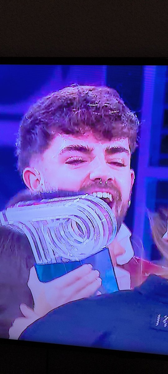 DavidPg94's tweet photo. Enhorabuena a Iván Rojo por ganar OT 2025 #OTGalaFinal https://t.co/FhpTVJ3iva