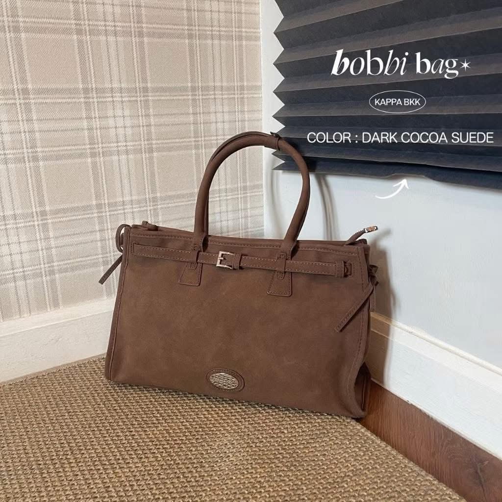 kpopp_shopp's tweet photo. ส่งต่อ Bobbi bag สีdark cocoa ใช้ครั้งเดียว ไม่มีตำหนิ ใส่ของได้เยอะมากกก แต่ไม่ค่อยได้ใช้ 

สายยาวยังไม่ได้แกะ ถุงผ้าหาไม่เจอ 
ส่งต่อ 500 รส #กระเป๋าstandoil #ส่งต่อกระเป๋า #kappabkk #กระเป๋าkappabkk https://t.co/UuUJB9BzIh