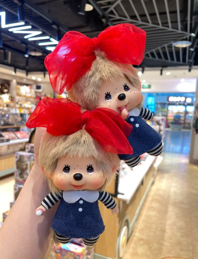 FernFern2156's tweet photo. Tiny whispers of childhood joy 🌸✨, filled with wonder, laughter, and pure magic 🧸🎈. Heart brimming with memories that never fade 💖🌟, keeping the spirit playful, light, and forever young at heart 💛🌈🎉 https://t.co/euTrw5J112
