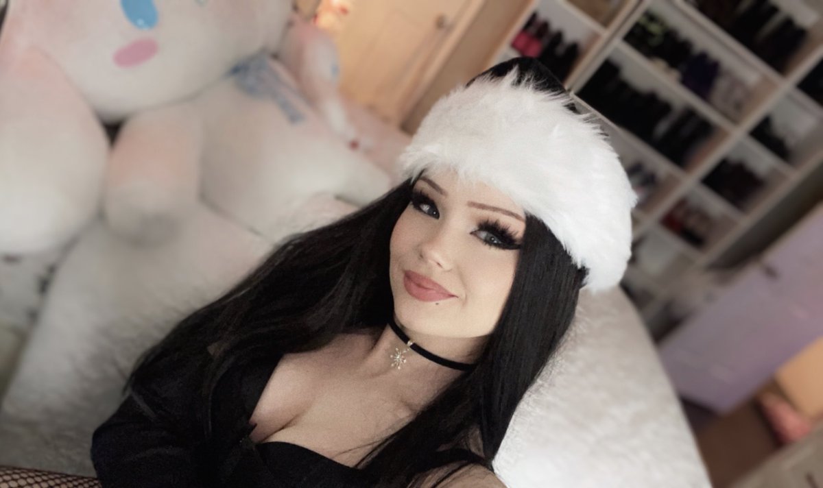 Post by justfoxii ♡ on X: 👀