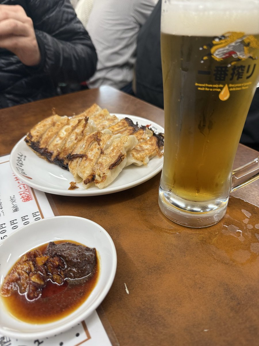 Beeeeeeetake's tweet photo. 正月休みないので
今のうちに暴飲暴食！in 神戸 https://t.co/LnnWEqLIRp