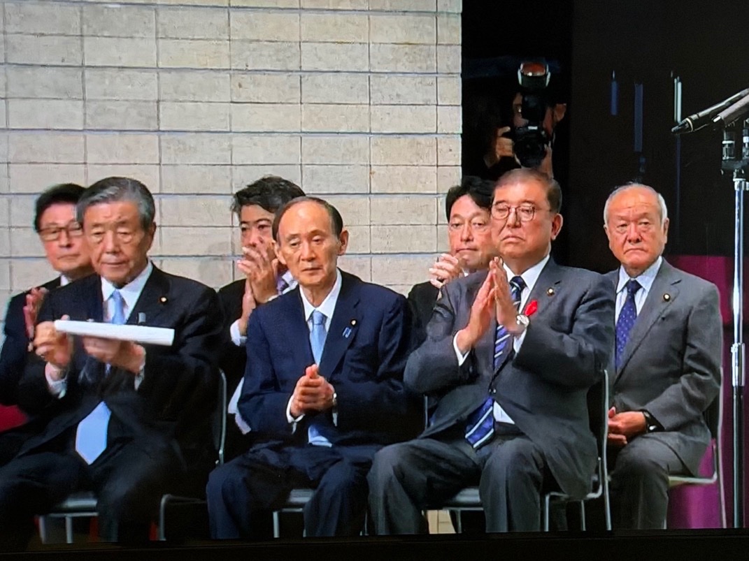 引退しろと思う人✋