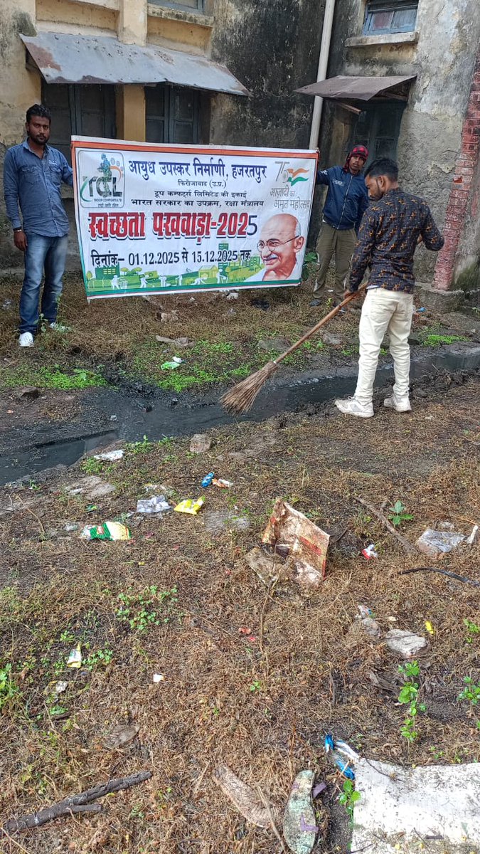 Day '13' of Swachhta Pakhwada 2025 OEFHz, a unit of Troop Comforts Ltd. Cleanlines drives in drainage systems in factory premises and residential complexes.
#SwachhtPakhwada