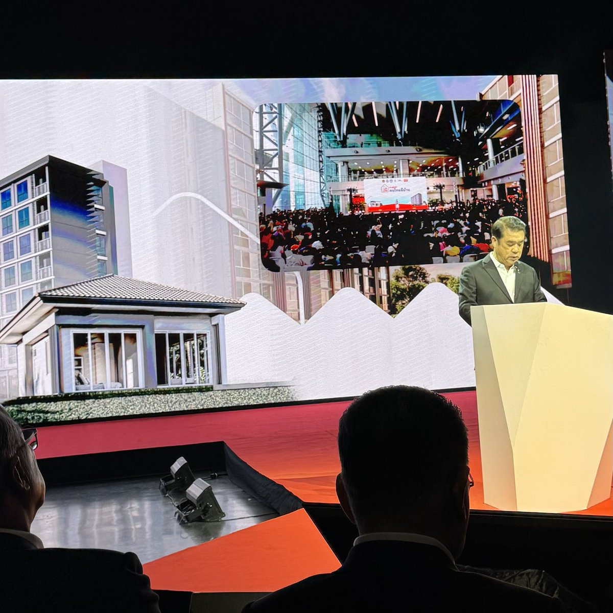 ท่านสุริยะ
มากับความฝัน
ในอนาคต ของคนไทย 
มองคมนาคม คือ
Gateway สู่ โอกาสและ
คุณภาพชีวิต ที่ดีของ
ประชาชน 

“รถไฟ 20 บาทตลอดสาย”
“รถเมล์แอร์ 10 บาท”
“บ้านเพื่อคนไทย ”
#พรรคเพื่อไทย 
#เพื่อไทยจะกลับมา 
#เพื่อไทยทำได้