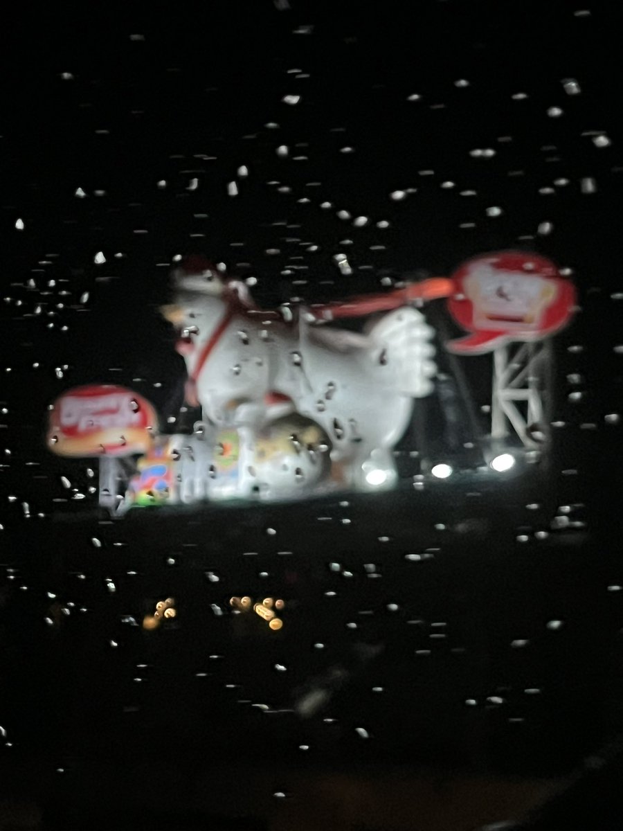 ilang oras sa daan para makabili ng pang noche buena na di 500 🫡