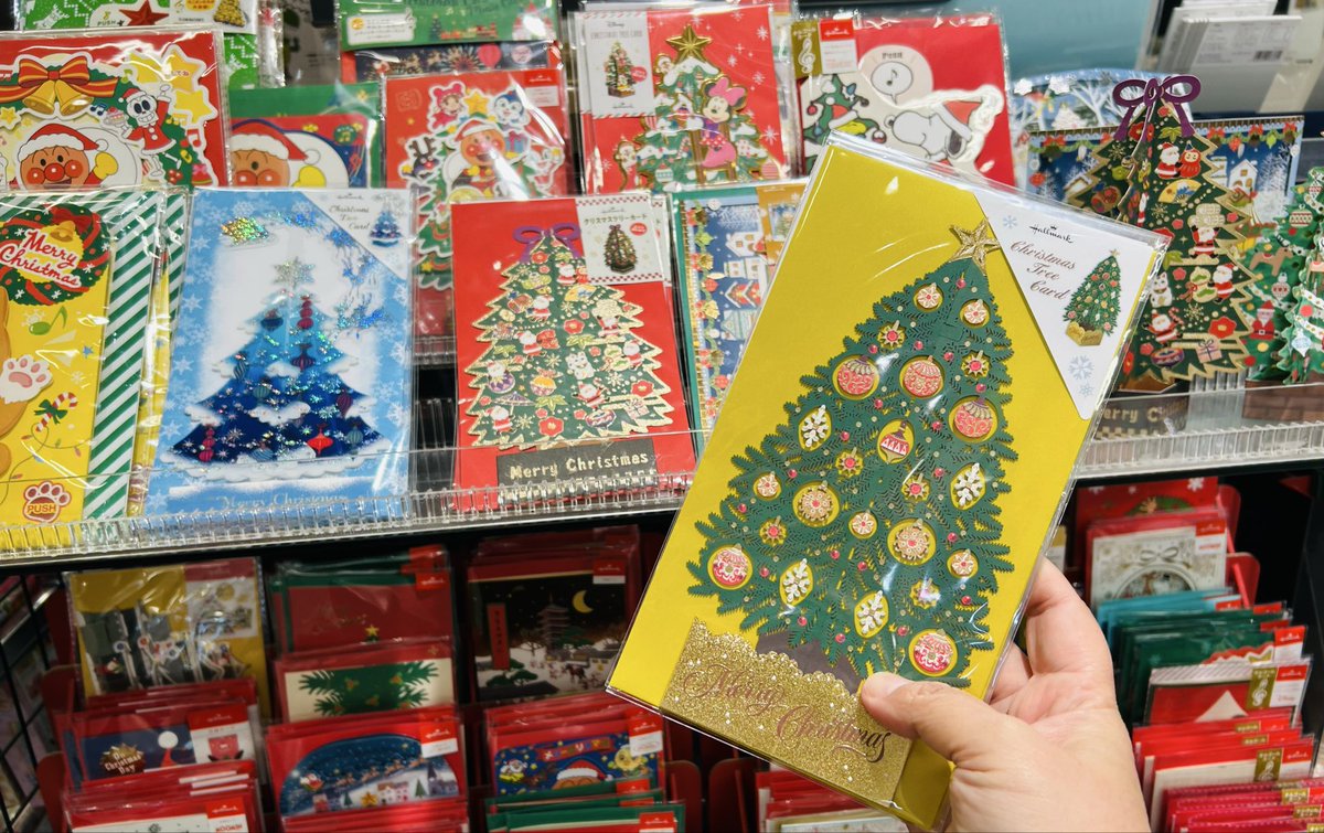 かわいいクリスマスカード、いろいろございます🎄是非お立ち寄り下さいませ。