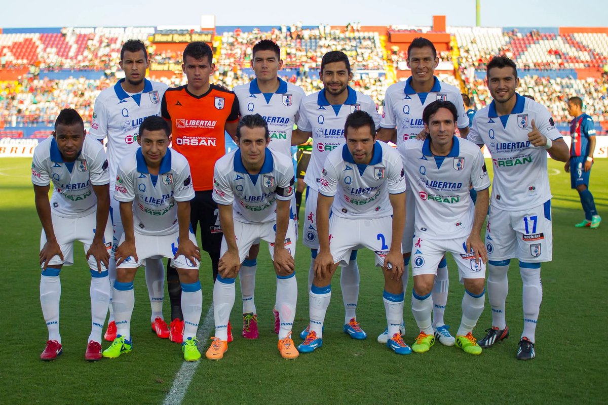 NostalgiAscenso's tweet image. Fue en la jornada 10 del Clausura 2014 cuando Luis García Palomera debuta en Primera División con Gallos Blancos de Querétaro visitando al Atlante. Ese día recibió 4 goles y su equipo hizo 2.