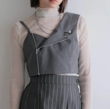 Fashion__List__'s tweet photo. ／
📺めざましテレビ
2025/12/16
井上清華アナ着用衣装
＼

ビスチェ＆セミフレアスカート
詳細▶https://t.co/BrgZMeSX6a

#井上清華　
#めざましテレビ　#フジテレビ 
#LADYMADE https://t.co/tKtAn7Gom3