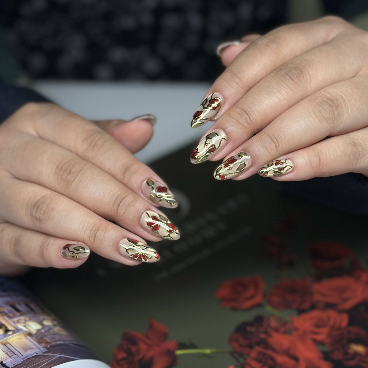 mieux_nails's tweet photo. stained glass roses 🌹
✮ structured gel overlay

IG &amp; Tiktok: 𝗺𝗶𝗲𝘂𝘅.𝗻𝗮𝗶𝗹𝘀
⋆˙⟡ — By appointment only
⋆˙⟡ — DM on Instagram for more details 💌
⋆˙⟡ — Concepcion Dos, Marikina City

#nailartistph #nailsph #nailsmarikina #nails #nailart #russianmanicure https://t.co/XeHkOdNYzP