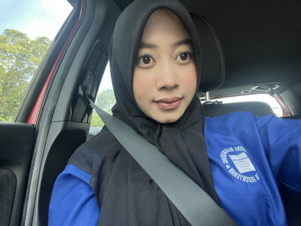 studywithblew's tweet image. otw puskesmas dulu sayang