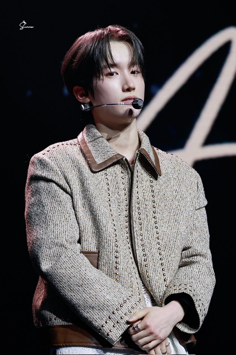 ssummer0417's tweet photo. 251129 서울 콘서트 Day1 HD

#템페스트 #혁 #구본혁 #HYUK #TEMPEST #TPST https://t.co/wb5o0NyGnA