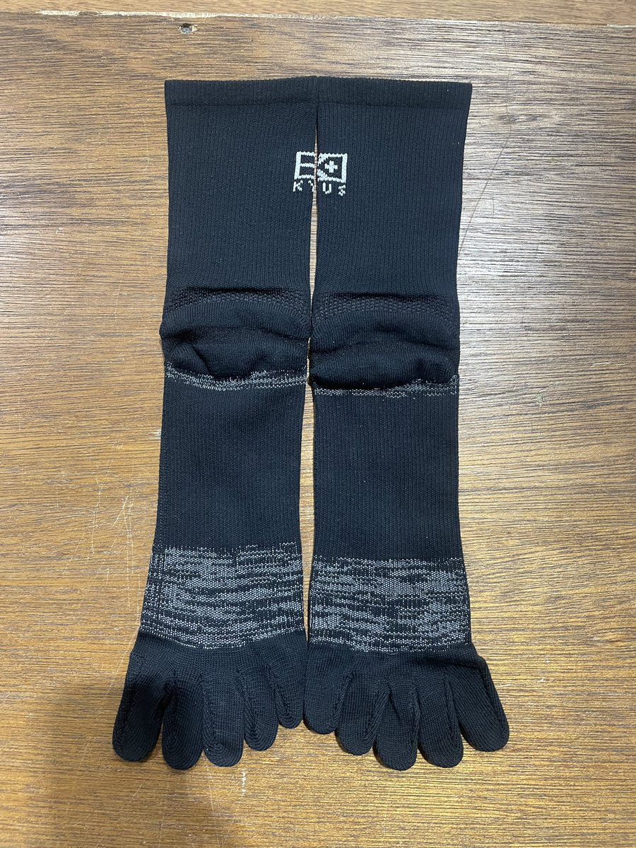 kyus_global's tweet photo. 🏀勝利を引き寄せる【#5本指バスケソックス】誕生！🚨

3ヶ月以上かけて開発した日本製🇯🇵の「履くギア」が、あなたのパフォーマンスを最大化！

✅バッシュの機能を最大限に活かす薄型設計
✅強力な足首＆カカトサポート
��コートを掴む5本指

https://t.co/vb6GEtqhtJは https://t.co/7QUaBnl89B