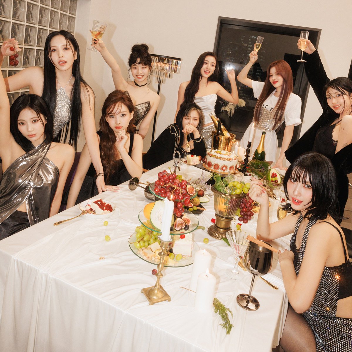 .<a href="/JYPETWICE/">TWICE</a> to set the biggest streaming year by a girl group of the decade in the US this week.