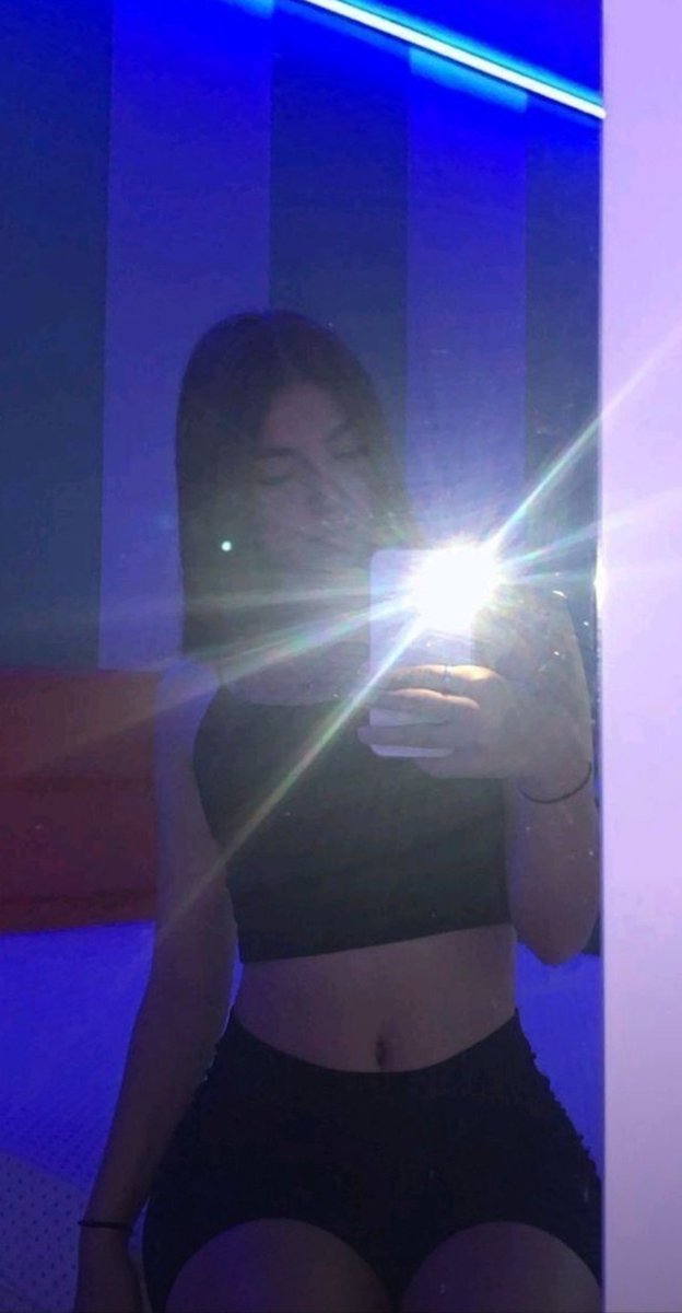 Hablenme para chat hot, busco argentino que esté caliente,  estoy sólita y cachonda 🍆🔥wsp +543812117582 denle like y rt y reclamen su foto teta
