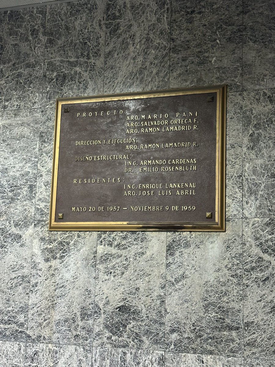#ExploracionUrbana El legendario arquitecto Mario Pani y su “Condominio Acero” de los 50’s en Monterrey 🇲🇽🕷️