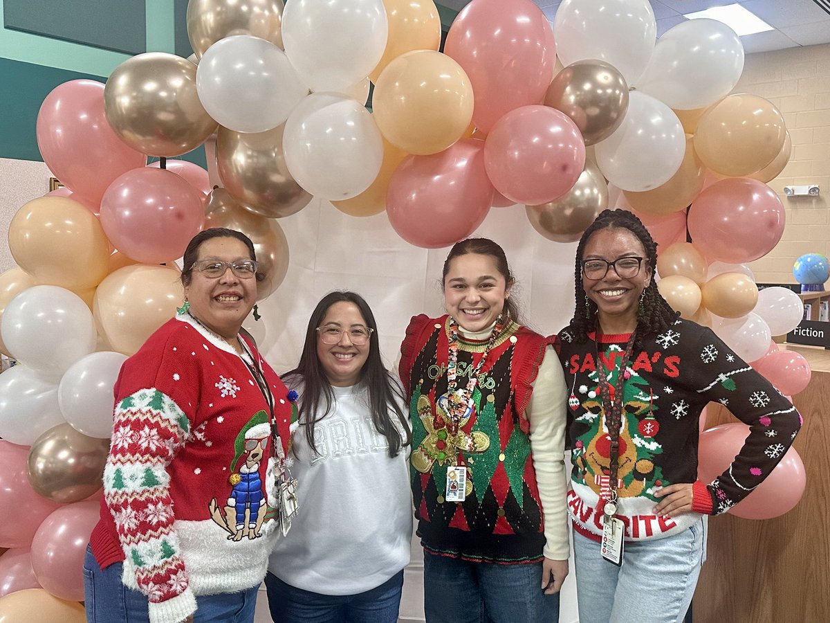 Elena Gonzalez tweet media