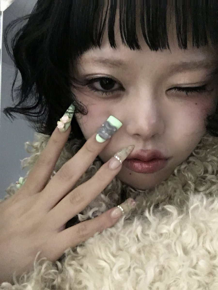 mmm2vpcelq's tweet photo. 🧚🏻🩶 https://t.co/6D5bF1dzcF