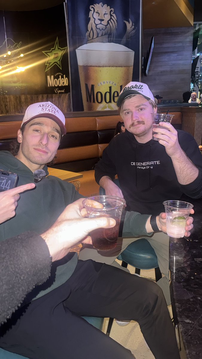 The Boys of 98 tweet media