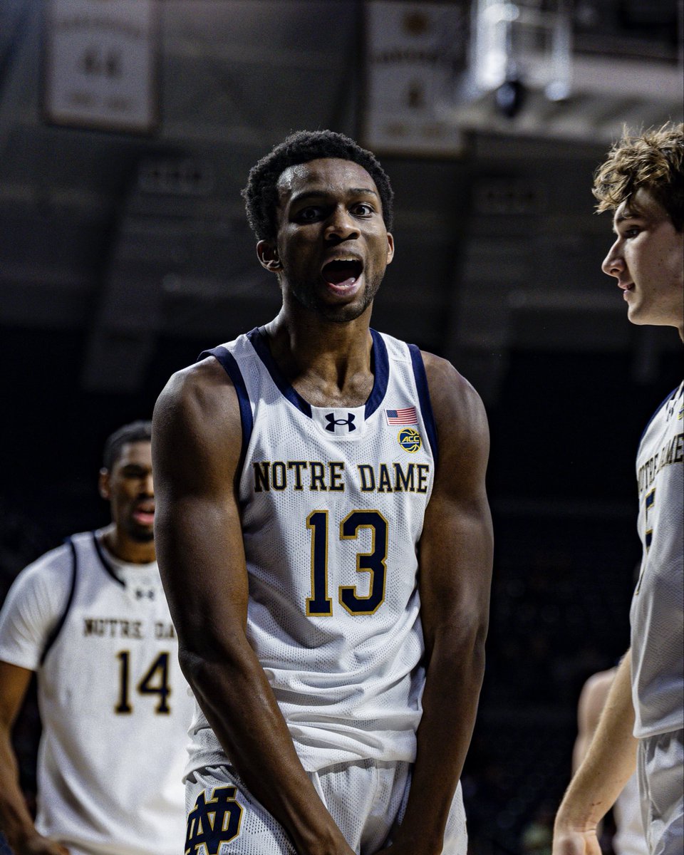 FightingIrish's tweet image. A week of hoops captured 📸

#GoIrish☘️ | #HowardBaileyFinancial