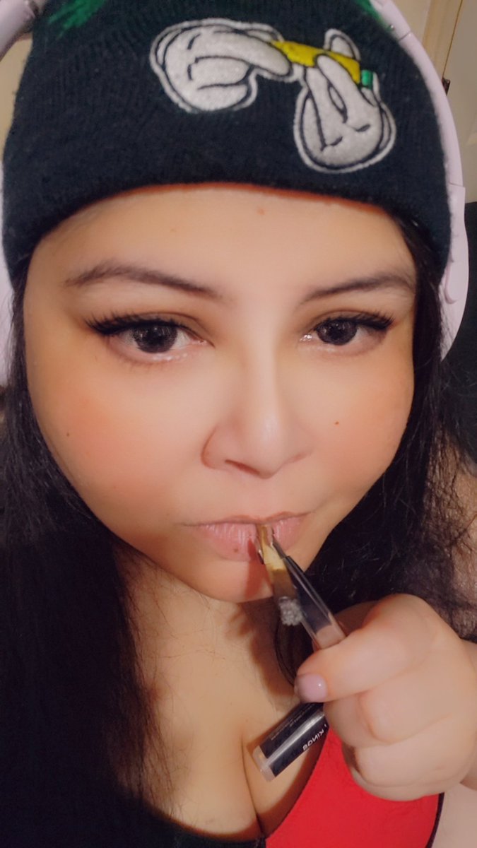 Time to get RAW with <a href="/stonerjesus420/">Stoner Jesus™</a> , already high af and gonna load my <a href="/hitclip_/">Hit Clip</a> with Candy Fumes from <a href="/AAAKingscom/">AAA Kings</a> ! Let's do this!!