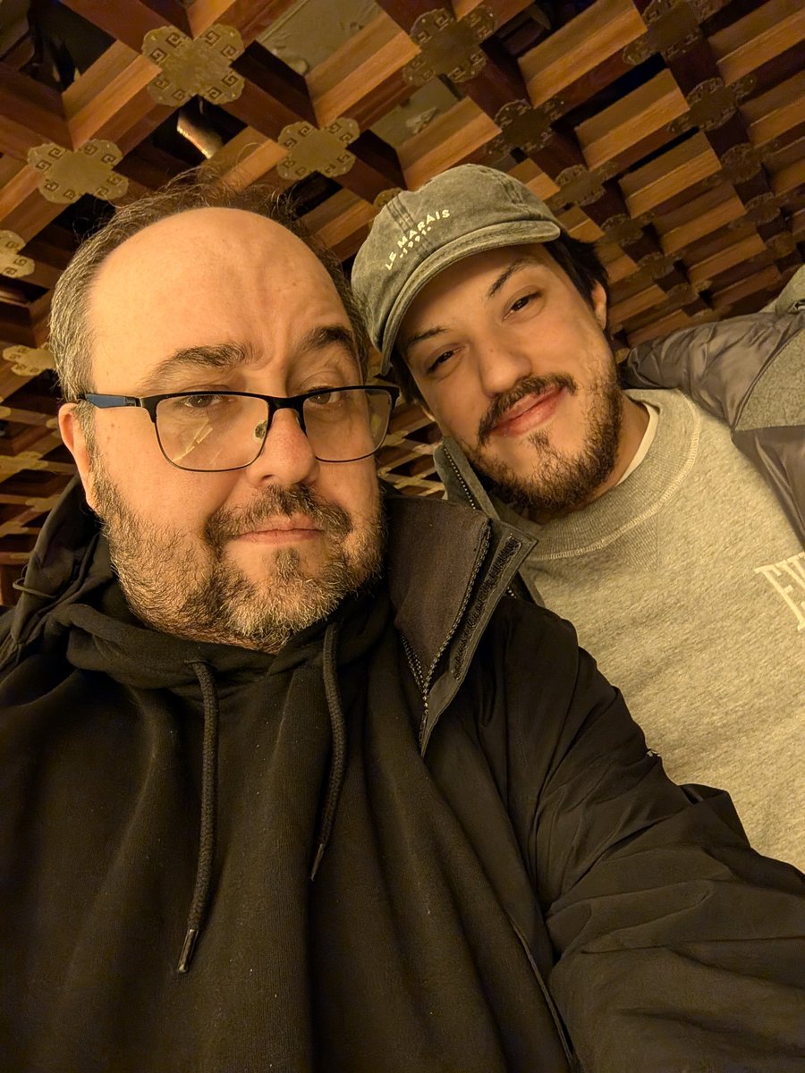 polispol's tweet image. Cubitos QSMP in real life