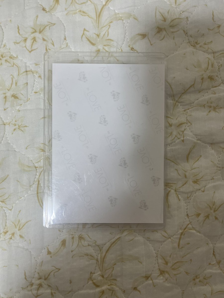 acha_430's tweet photo. イコラブ　トレ　生写真　交換　＝LOVE

求：30k>>>同種斎藤ヨリ直筆

譲：画像野口直筆
　 
12/23.24直トレ又は メルカリ内お取引 希望 https://t.co/MjOgmVOpXd