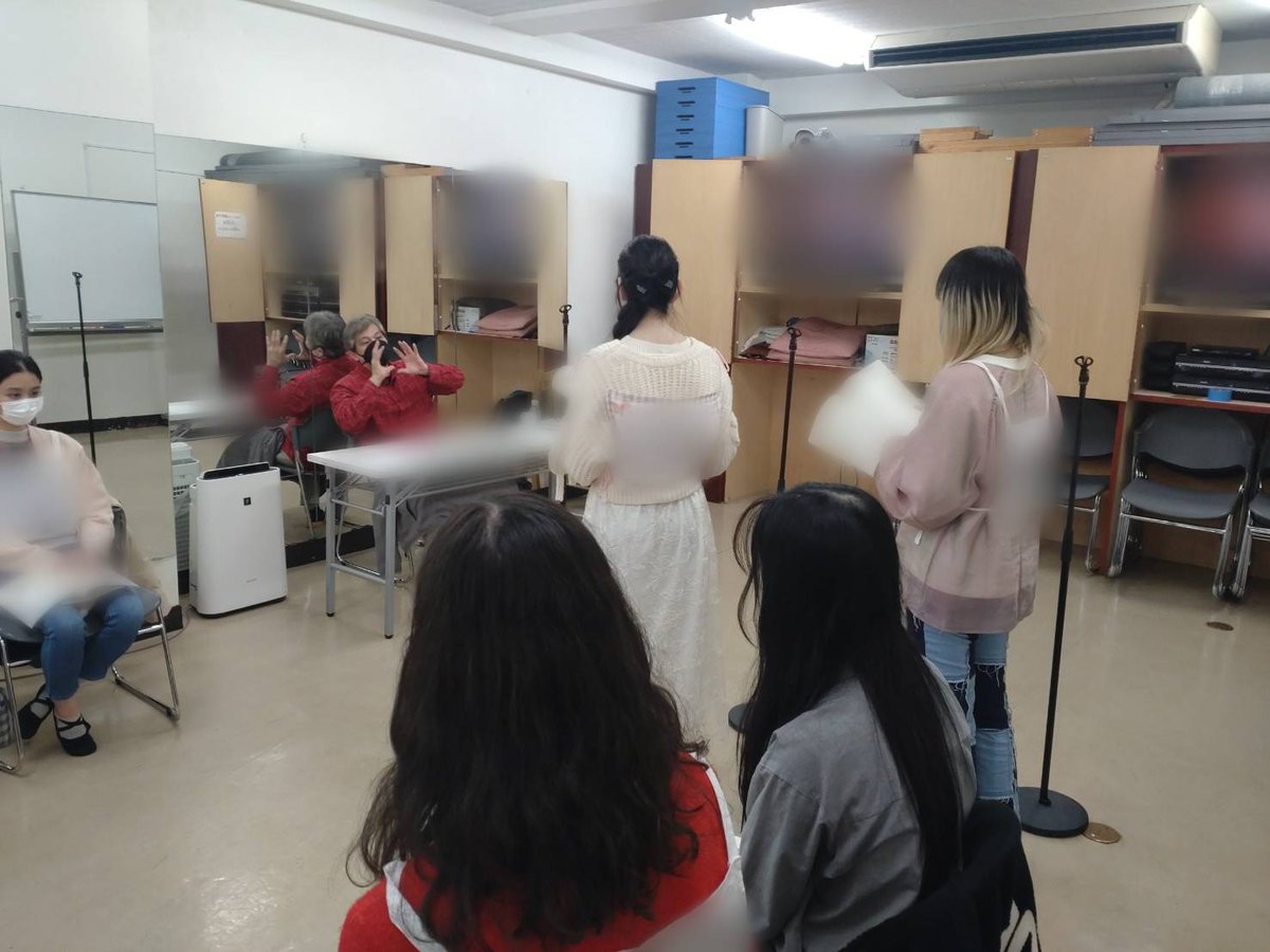 鳥海講師のレッスンが行われました！
声の出し方や飛ばし方を、改めて学ぶことができました。
切磋琢磨して、頑張っていきましょう！
#BAO #声優養成所