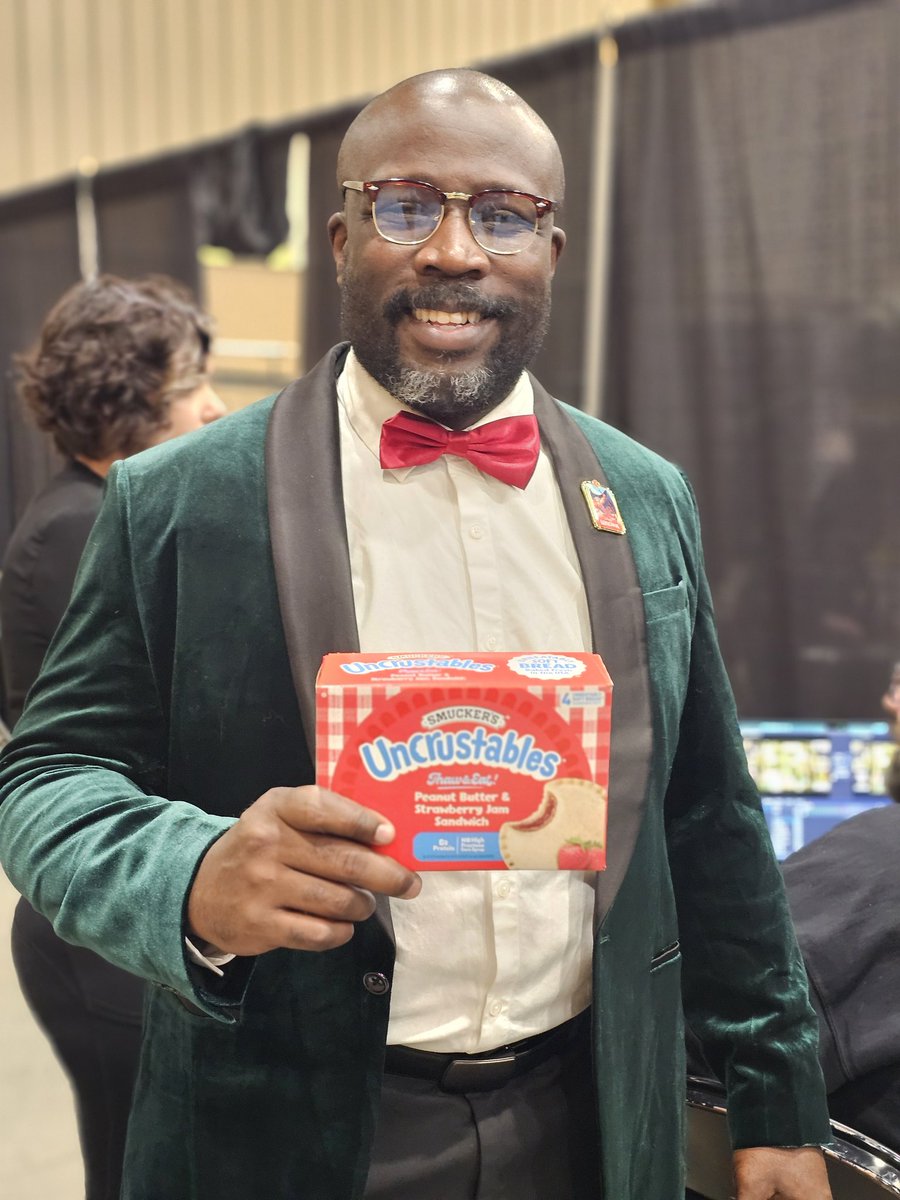 20LorePro's tweet photo. @JdzQuest in action at the @_proplaygames Summit in Orlando this past weekend.
#casting #proplaysummit #disney #disneylorcana #ravensburger #production #ppg https://t.co/bvv6xS3J63