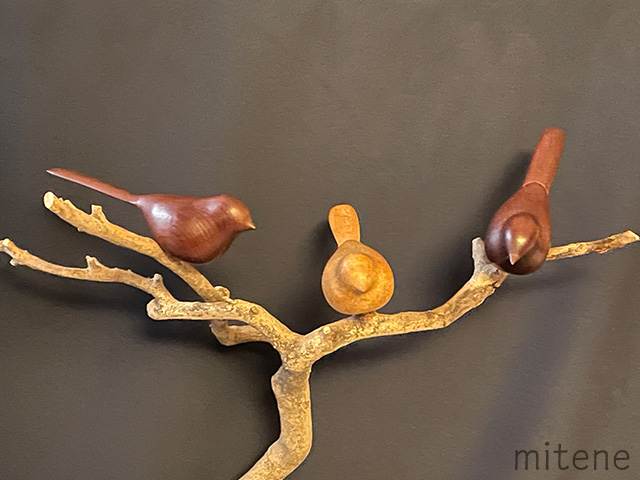 offcorporation's tweet photo. 【mitene】Joheiさんの作品「木鳥（ことり）ー 3 エナガ」を掲載しました！ 
https://t.co/QgEidSerC5 https://t.co/TBSI9ue10i