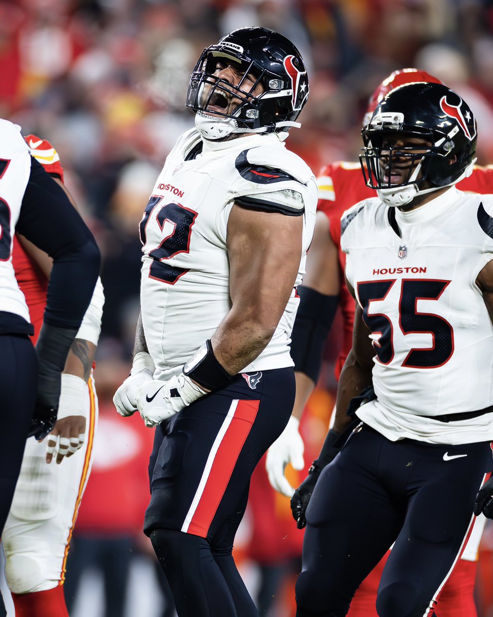 RT RT RT FOR PRO BOWL 🤘

#ProBowlVote + Sheldon Rankins
#ProBowlVote + <a href="/Big_Tom72/">Tommy Togiai</a>