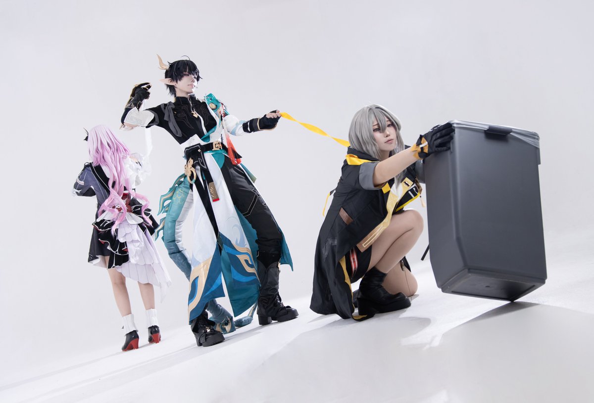 ˚✧₊⁎  내 쓰레기통😍🗑️✨  ⁎⁺˳✧˚!!

#Stelle #Evernight #danheng 
#honkaistarrail