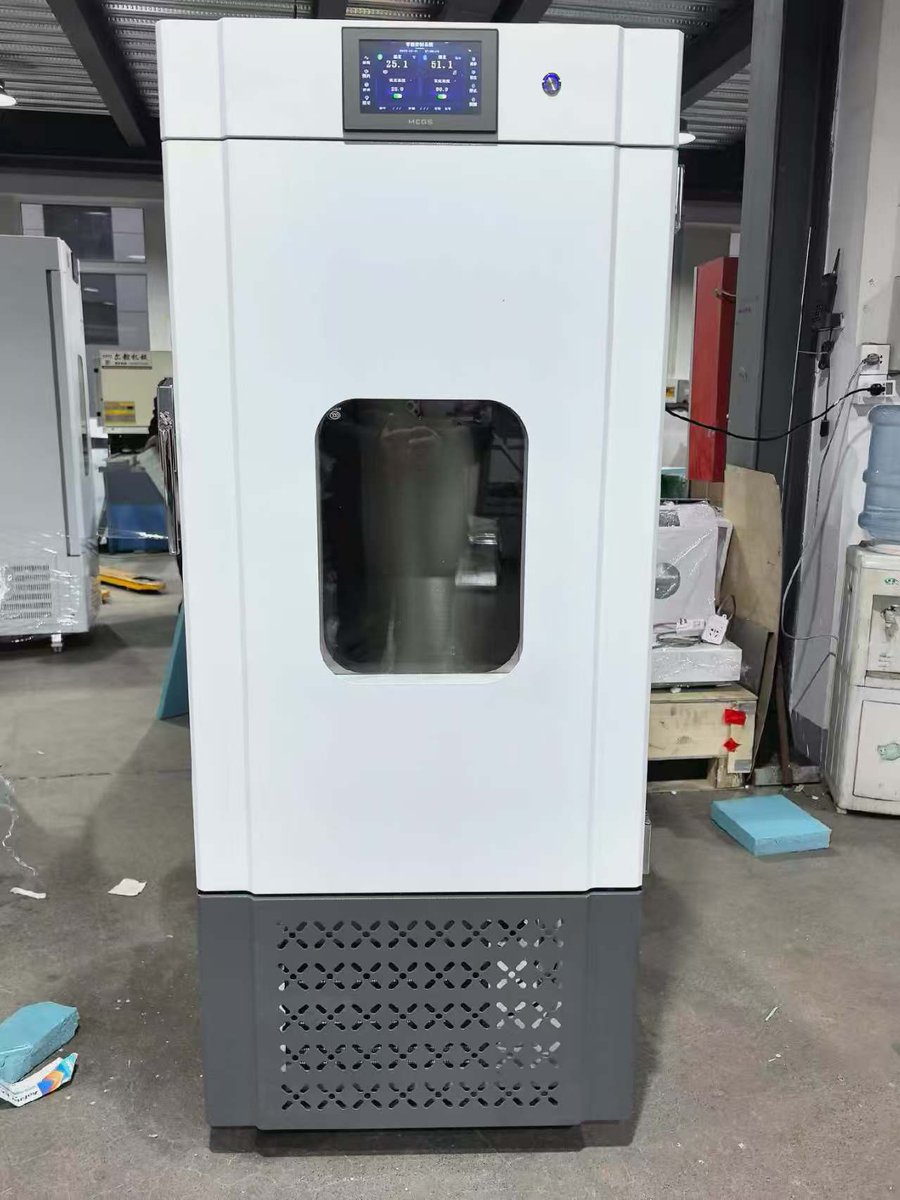 Crystal_Labone's tweet photo. Big capacity, precise control!  Our shipment is ready: 150L &amp; 250L Pharmaceutical Stability Chambers for ICH guideline testing, and a versatile 500L Plant Growth Chamber for expanded research. 
#Pharma #StabilityTesting #LabEquipment #Biotech #LifeScience #GMP #ClimateChamber https://t.co/76bqXzQF8w