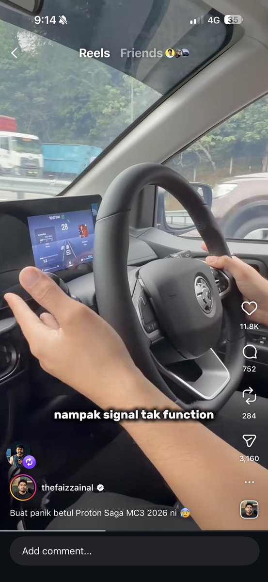 fazlihalimmedia's tweet photo. Masalah Proton Saga MC3 dah muncul dan bende bukan main2

- Skrin infotaiment blank bila connect Carplay
- Meter restart jadi blank
- Signal takleh pakai semasa memandu

Report masalah korg supaya Proton boleh selesaikan masalah ni https://t.co/4xGQ27oyRc