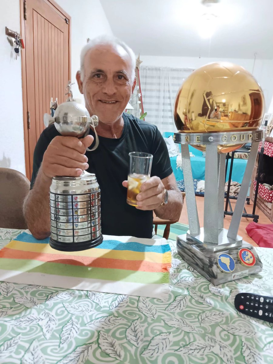 AntonioAlzamen3's tweet image. Felicidades a todos