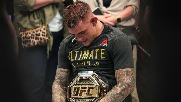 FightFanatic_'s tweet photo. Imagine this: The interim fight suddenly becomes for the undisputed belt. Justin runs through Paddy, grabs the mic, and calls for one last dance with Dustin. Dustin accepts, wins the trilogy, and finally closes his career as undisputed champion. 

#UFC324 #MMATwitter https://t.co/onL87hXYg5
