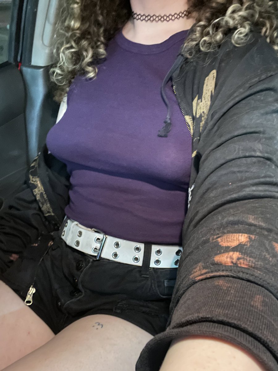 xXChrissyCatXx tweet media