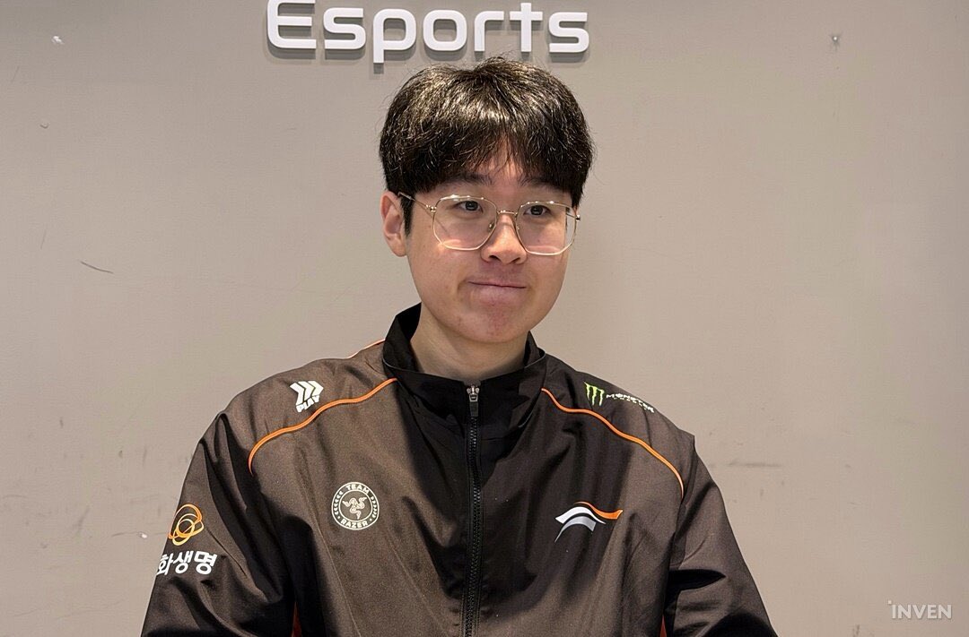 maeng_goo_stone's tweet image. [인터뷰] '제우스'의 2025년 회고, 이적 사가와 뒤틀린 세계선

m.sports.naver.com/esports/articl…