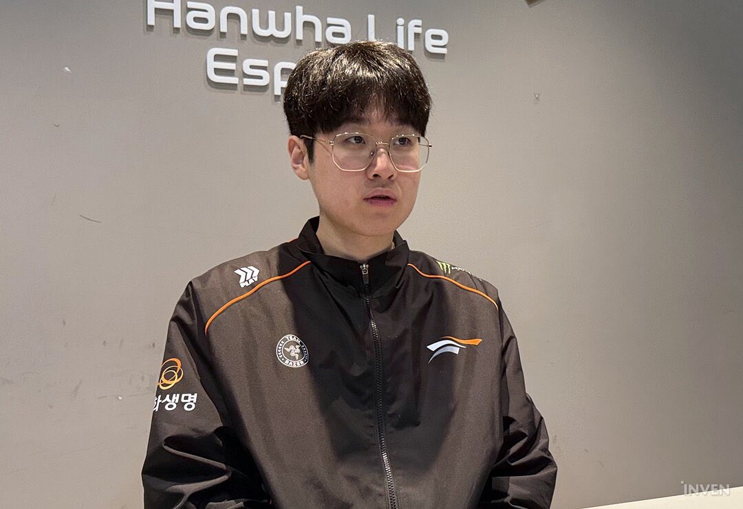 maeng_goo_stone's tweet image. [인터뷰] '제우스'의 2025년 회고, 이적 사가와 뒤틀린 세계선

m.sports.naver.com/esports/articl…