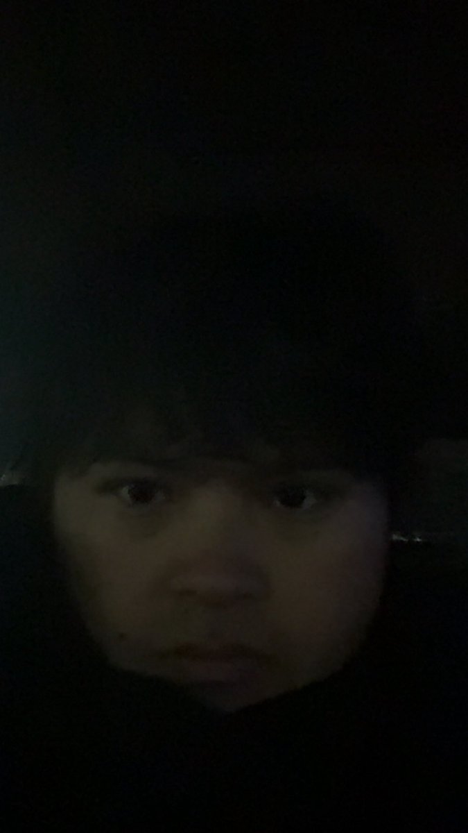 shiro_MHK's tweet photo. Ooh imfreezing I’m waiting in my car to warm up #imsocold https://t.co/E9gLvfEtwB